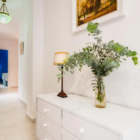 Appartement Anfitrion 2 *